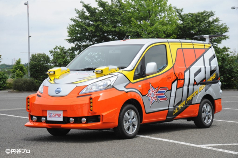 Illustration for article titled Japanese Sci-Fi Battle Nissan Leaf Is Best Nissan Leaf